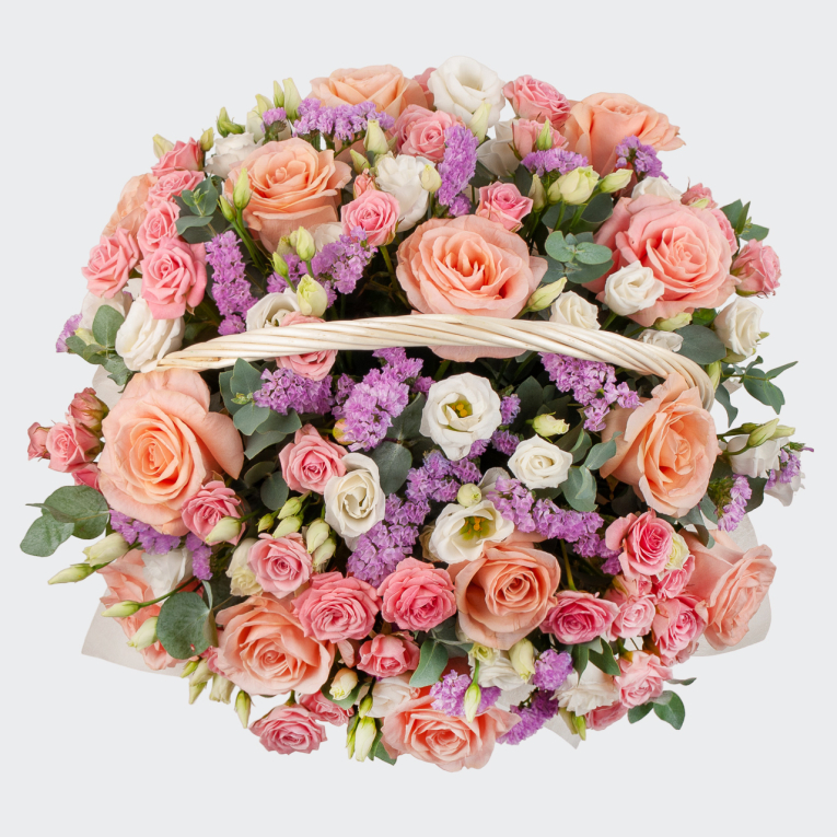 Букет в корзине Майская фантазия