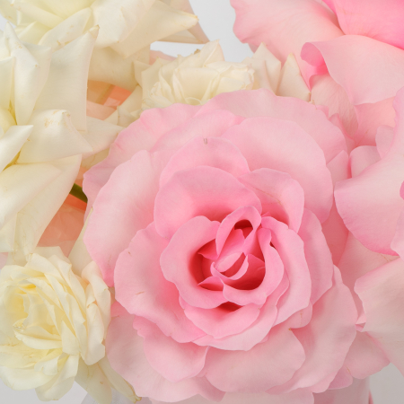 Розы в коробке Параллели чувств (малая)