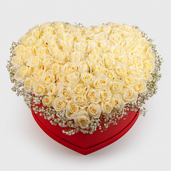 Букет в коробке Сливочное облачко (101 роза)