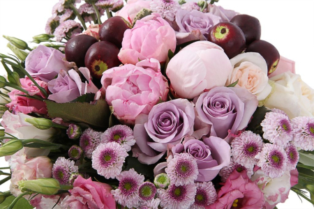 Букет Подарок для белоснежки в шляпной коробке