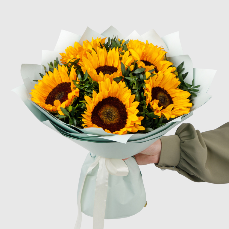 Букет с подсолнухами Солнечный карнавал