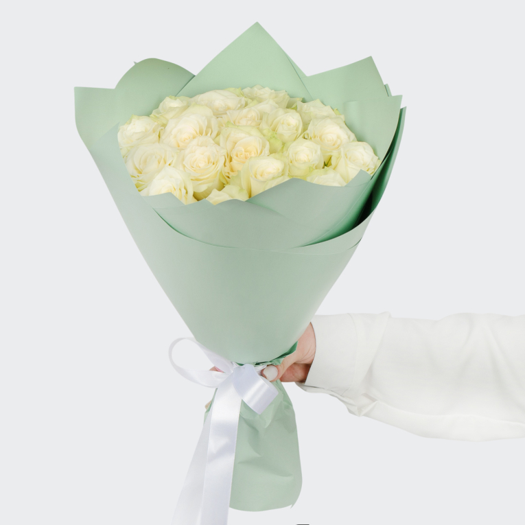Букет из 19 роз Жемчужное ожерелье