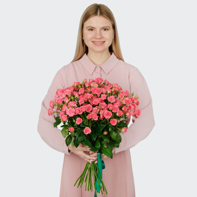 Букет 21 кустовая роза Лидия (50 см)