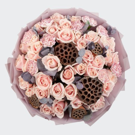 Букет Рассветный лотос