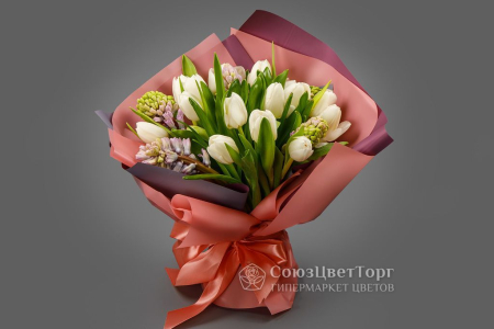 Букет с тюльпанами Весенние пташки