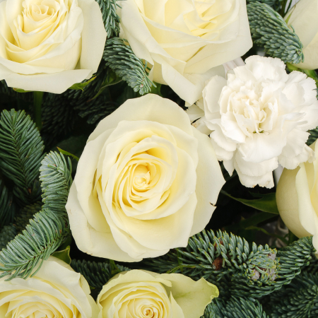 Букет в корзине Снежный вальс