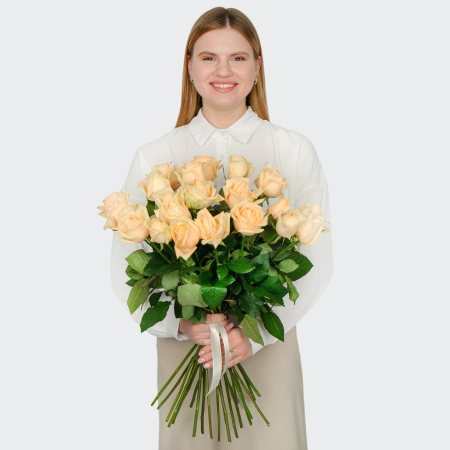 Букет 19 роз Пич Аваланш