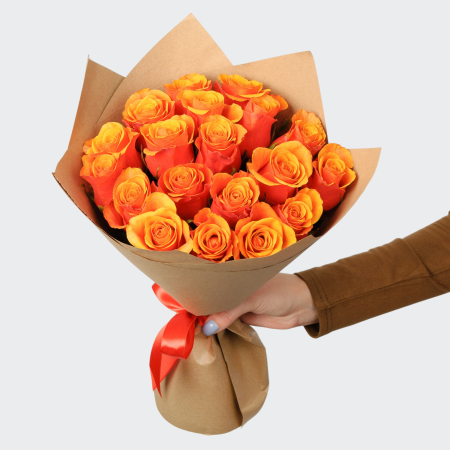 Букет из 19 роз Райские пташки