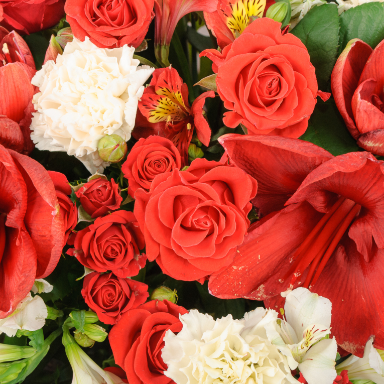 Букет в корзине От сердца к сердцу