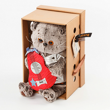 Кот Басик в жилете с гитарой