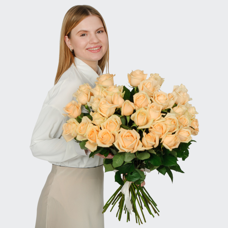 Букет 35 роз Пич Аваланш