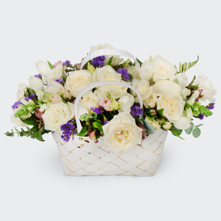 Букет в корзине Белая фея