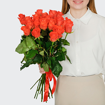 Букет 19 роз Вау