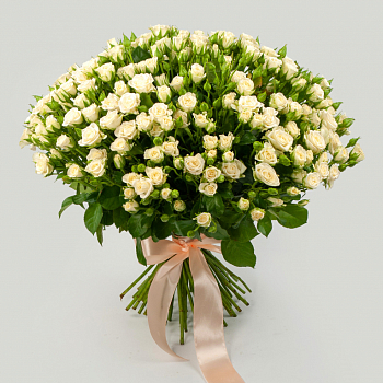 Букет 51 кустовая роза Сноуфлейк