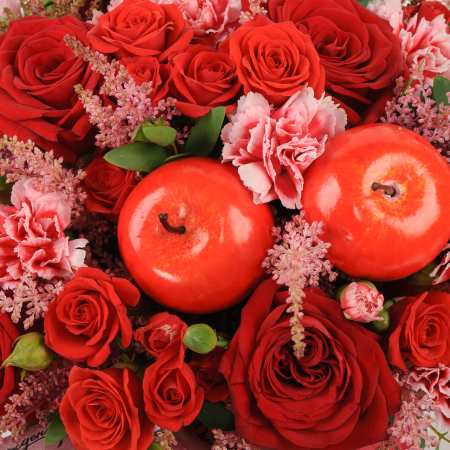 Букет в коробке Яблоки Белоснежки