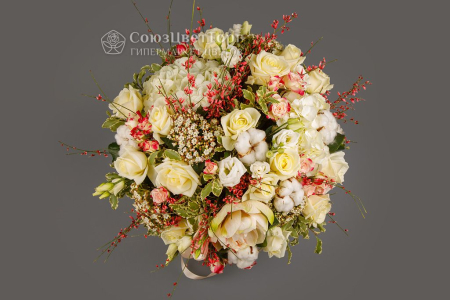 Букет в коробке Снова о любви