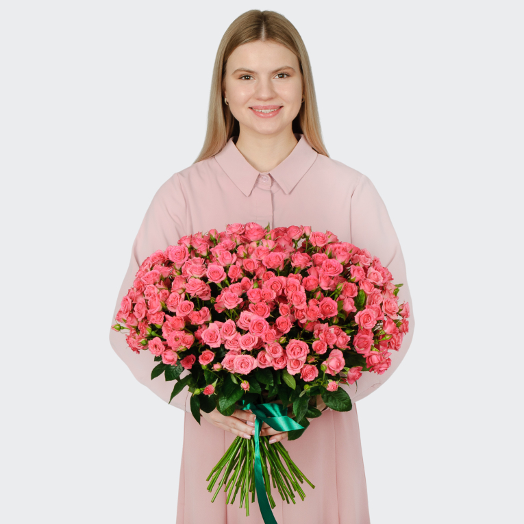 Букет 35 кустовых роз Лидия (50 см)