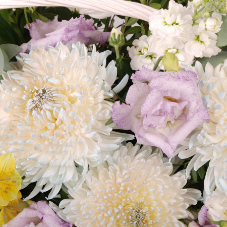 Букет в корзине Белая чайка