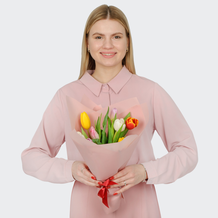 Букет 9 тюльпанов микс