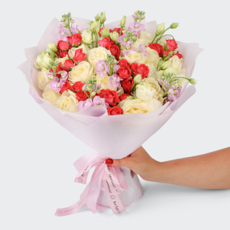 Букет с маттиолой Сливочный поцелуй