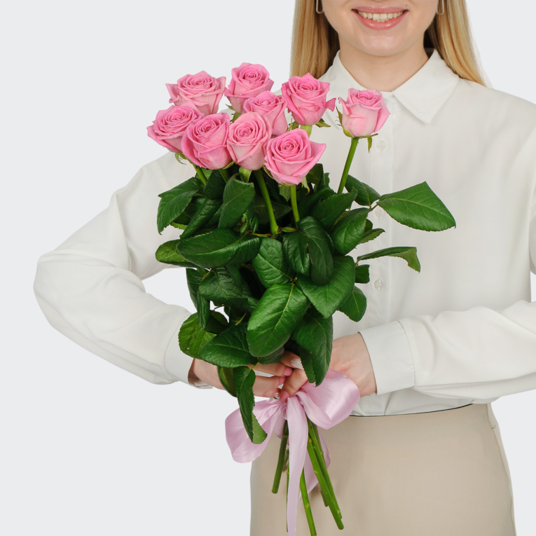 Букет 9 роз Розовая звезда