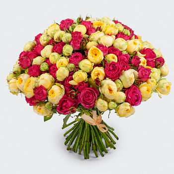 Букет из 51 розы Поцелуй Белоснежки