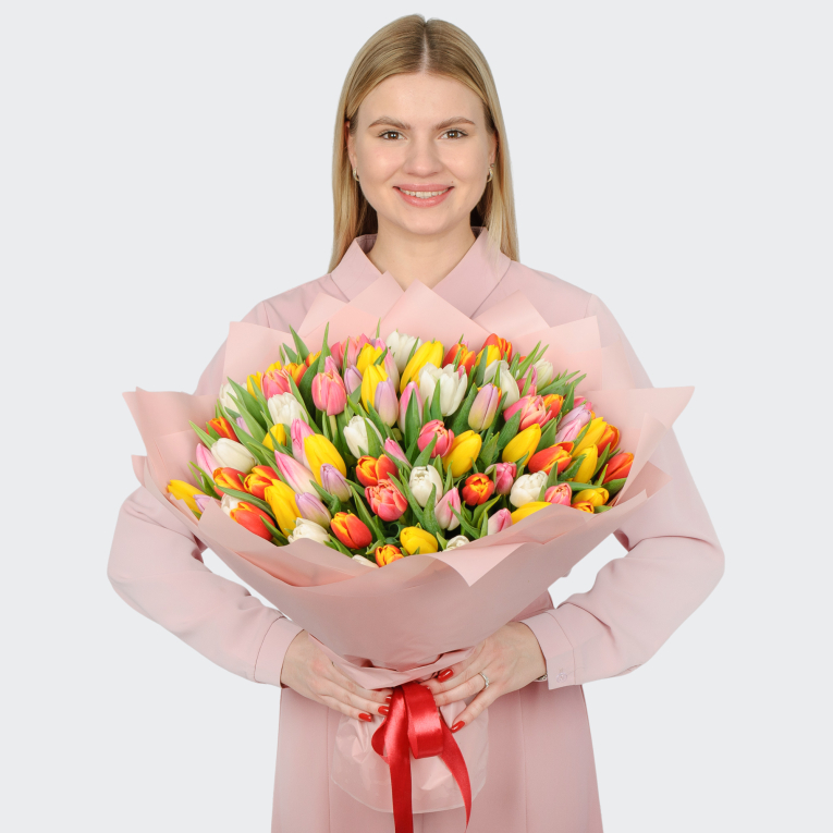 Букет 101 тюльпан Весенний микс
