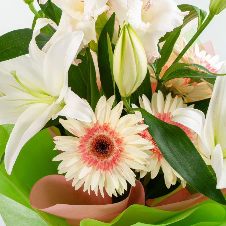 Букет с гладиолусами Светлые помыслы