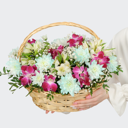 Букет в корзине Цвет нового дня