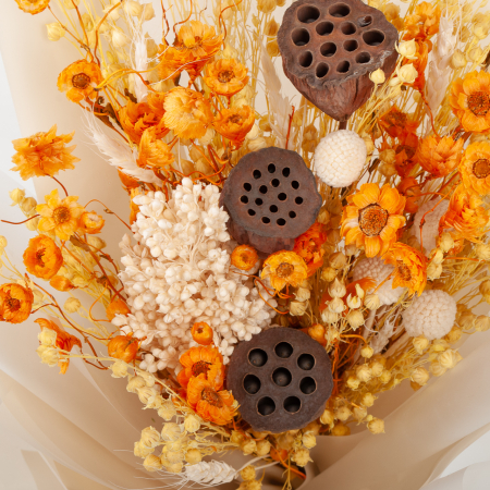 Букет Золотой лотос