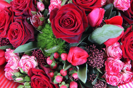 Букет Алая буква