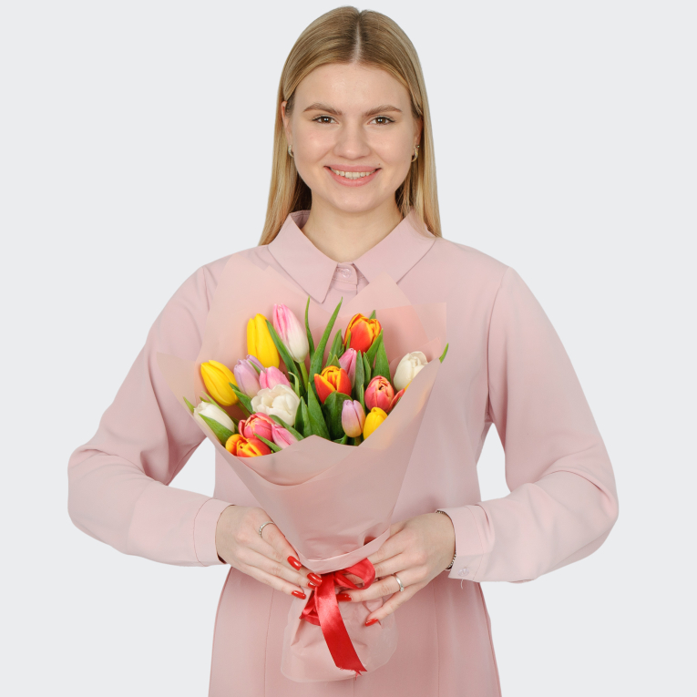 Букет 19 тюльпанов микс
