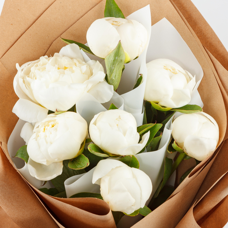 Букет из 7 пионов Улыбка ангела