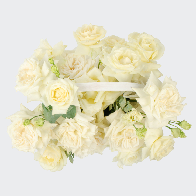 Цветы в корзине Магия утра