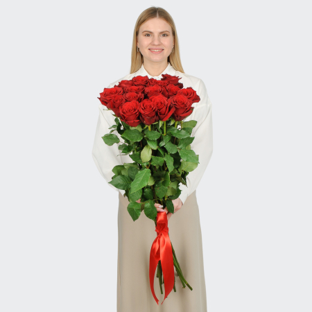 Букет 15 роза Высокие чувства