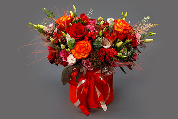 Букет в коробке Светская жизнь