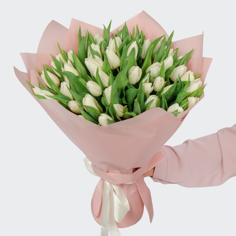 Букет 51 белый тюльпан