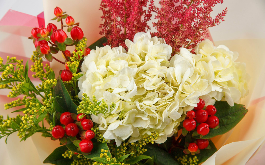 Букет с гортензией Счастье по рецепту