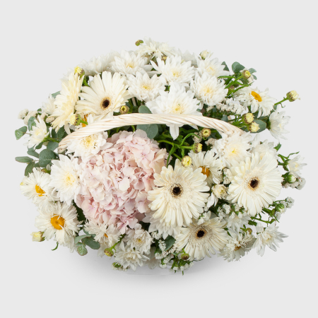 Букет в корзине Белый замок