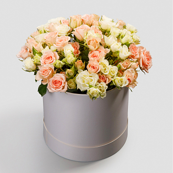 Букет в коробке Легкий румянец
