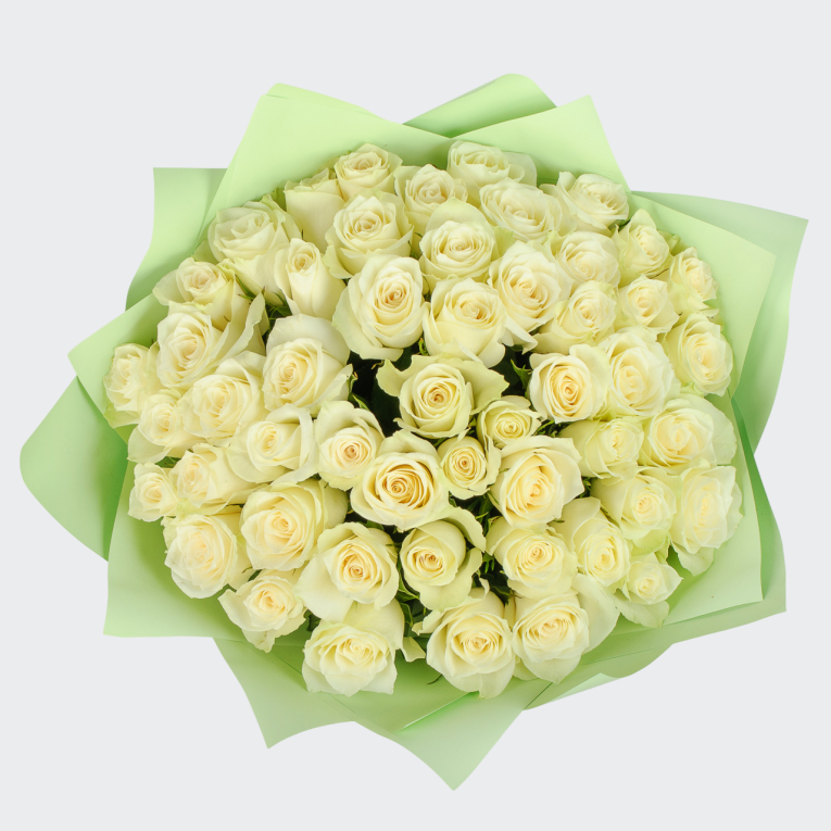 Букет из 51 розы Жемчужное ожерелье