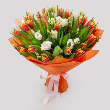 Букет Весенняя палитра (бело-оранжевая)