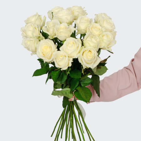 Букет 19 роз Аваланш 60/70 см