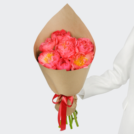 Букет 7 пионов В порыве чувств