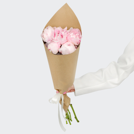 Букет из 5 пионов Страна грез
