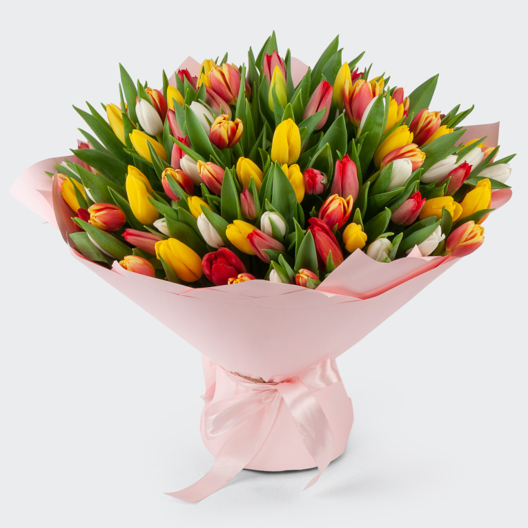 Букет 101 тюльпан Лучики солнца