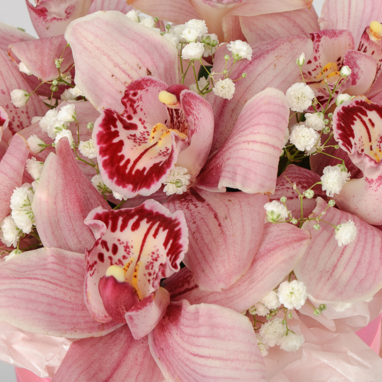 Букет в коробке Сладость момента