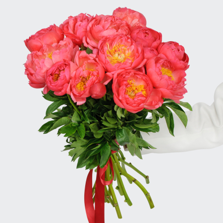 Букет 15 пионов В порыве чувств