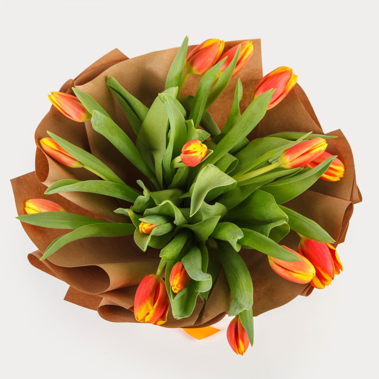 Букет тюльпанов Поцелуй весны