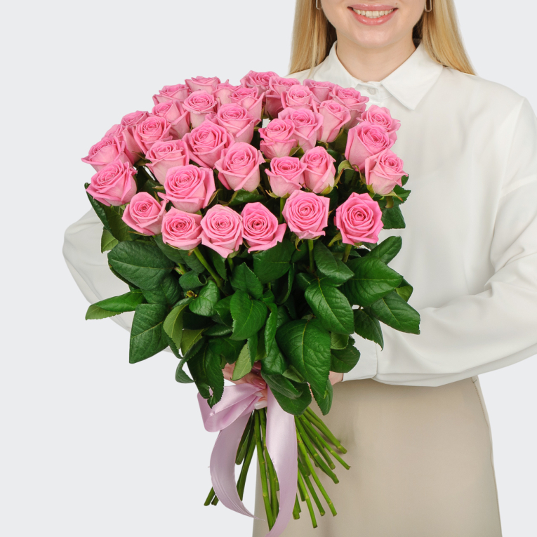 Букет 35 роз Розовая звезда